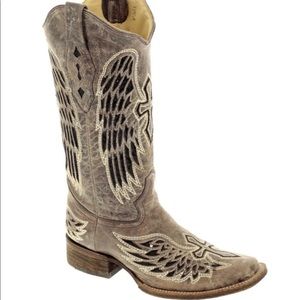 Women’s Corral cowboy boots